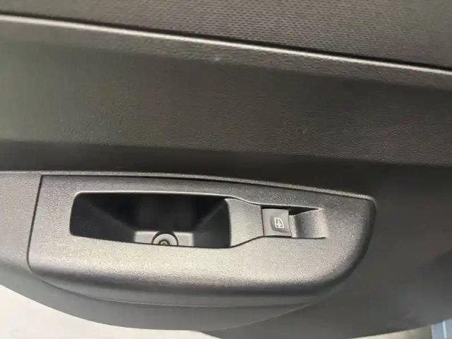 Dacia Spring electric 100 — photo 12