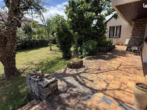Propriété 6 pièces 230 m²