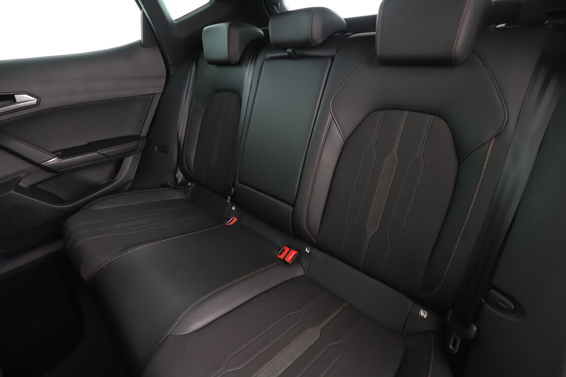 Cupra Formentor 1.4 e-HYBRID VZ DSG6 — photo 13