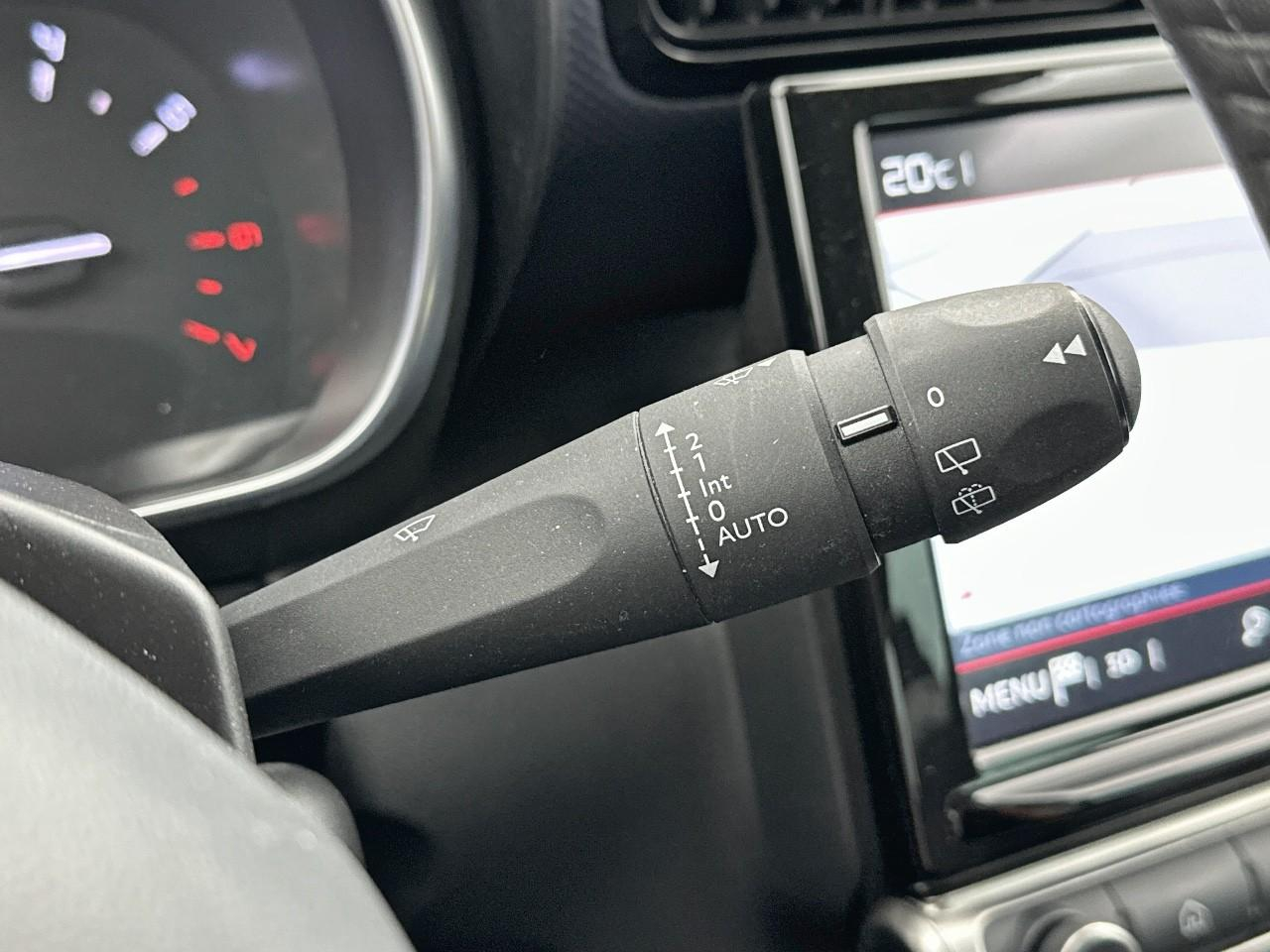 Citroën C3 Aircross puretech 130 s&s eat6 rip curl — photo 18