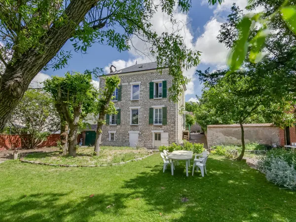 Vends propriété de charme sud Ile-de-France 400m² habitables