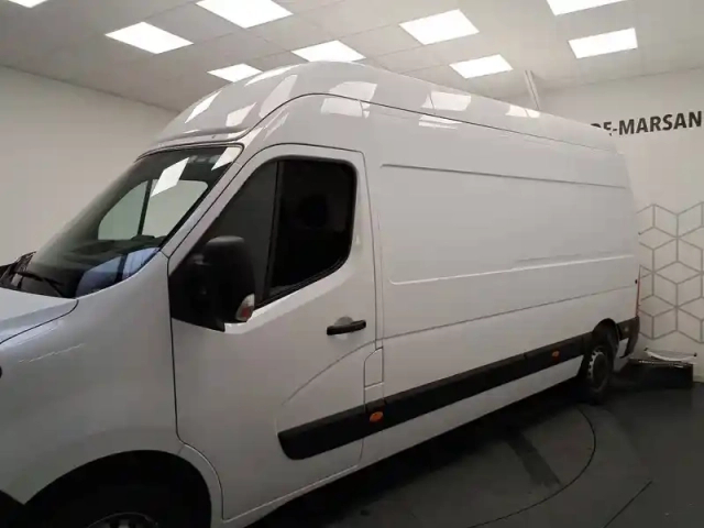 Renault Master fgn trac f3500 l3h3 blue dci 135