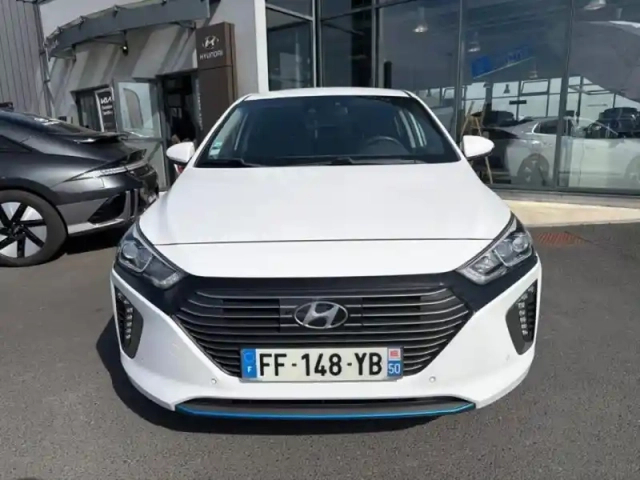Hyundai Ioniq plug-in 141ch creative — photo 5