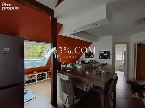 Appartement de 46m2 sous combles avec jardin privatif