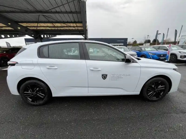 Peugeot 308 hybrid 145 e-dcs6 — photo 4