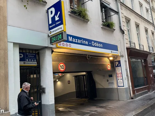 Parking couvert 6ème Monnaie