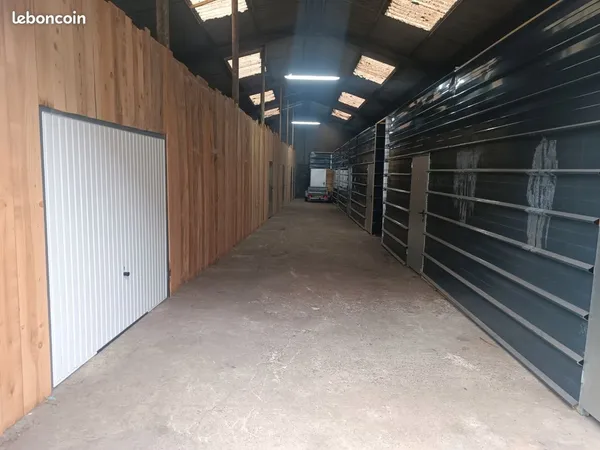Box, espace de stockage, gardiennage