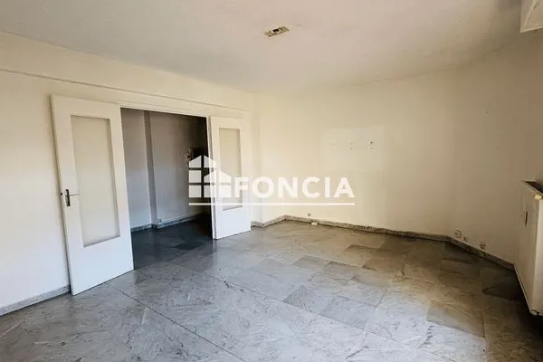 Appartement 3 pièces 77 m²