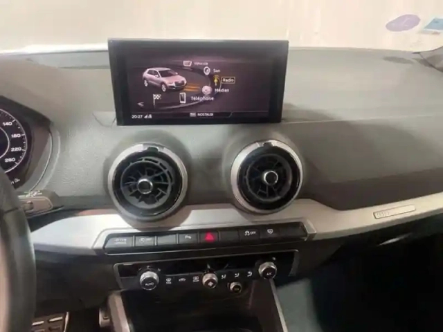 Audi Q2 35 tfsi 150 s tronic 7 s line plus — photo 10