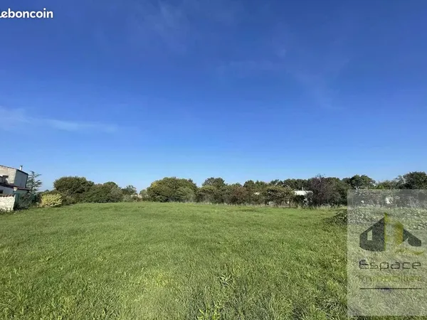 Terrain 2140 m² Aigrefeuille-d'Aunis