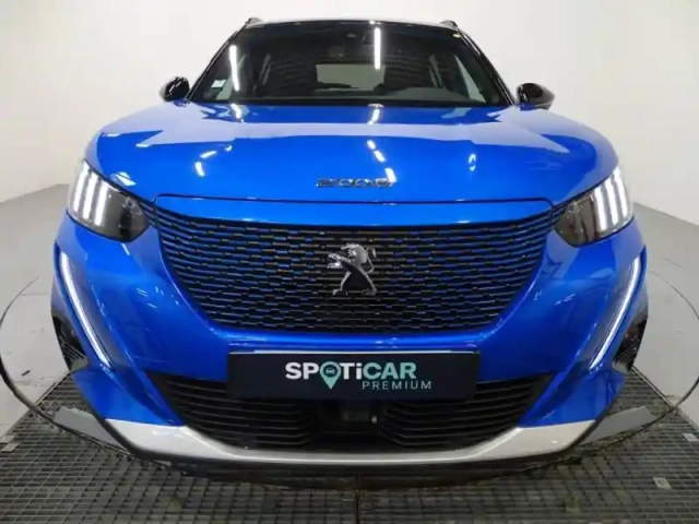 Peugeot 2008 e- 136ch gt