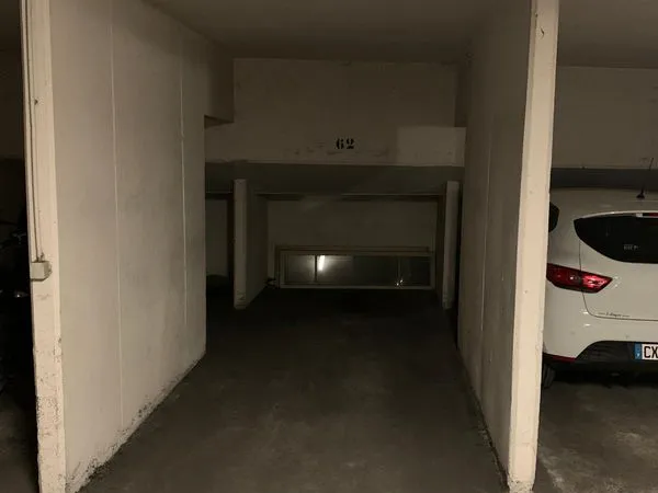 Place de parking 75010 rue des petites écuries