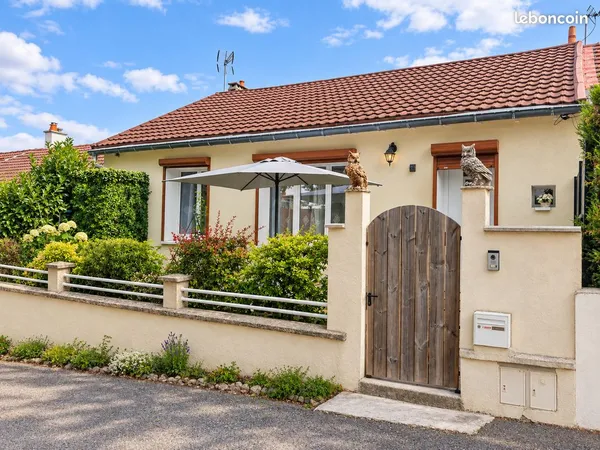🏡 maison de plain-pied à vichy - entièrement meublée et équipée - dpe c