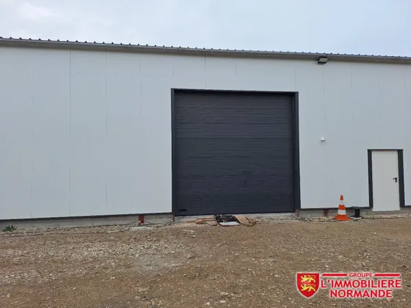 Local 228 m²