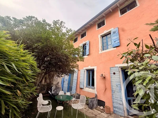 Maison 7 pièces 228 m²