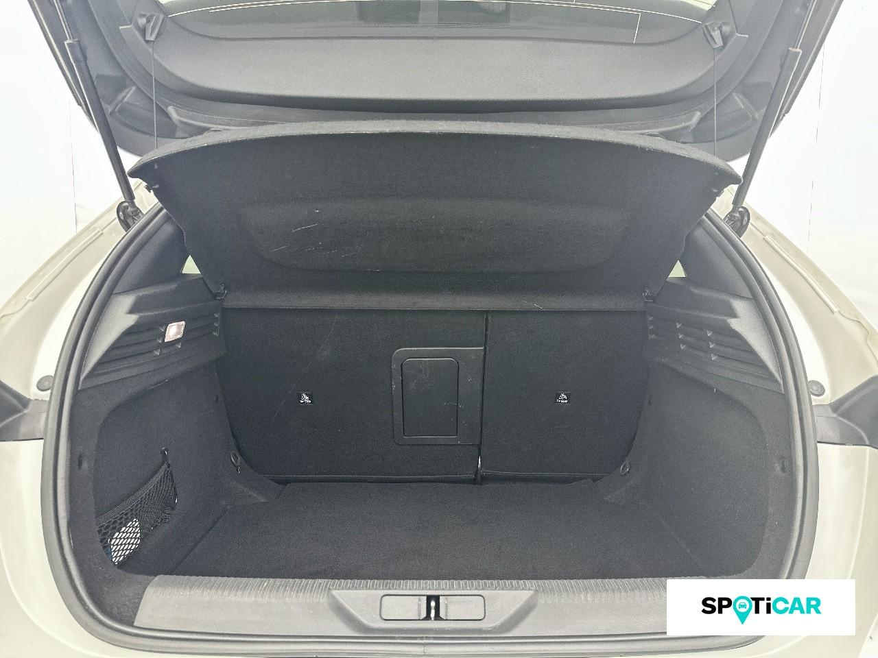 Peugeot 308 1.2 puretech 130ch s&s gt eat8 — photo 6