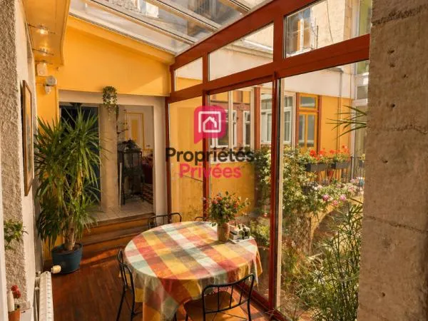 Maison Chinon Centre Ville 8 pièce(s) 250 m2 - Cour intérieur