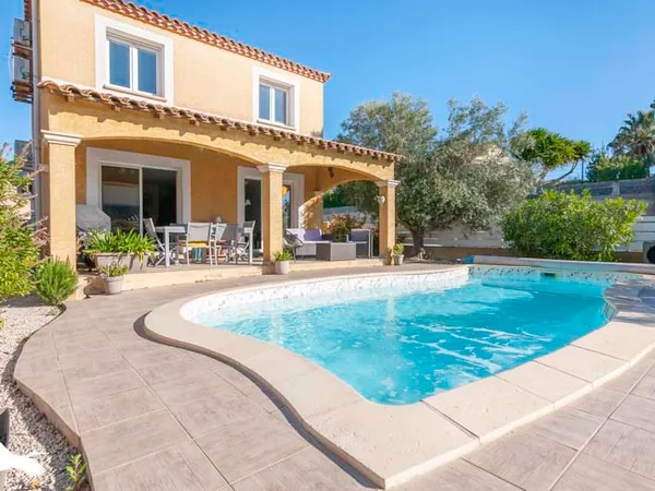 Maison traditionnelle 5 pièces 110 m²