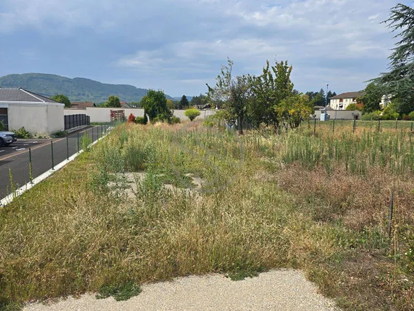 Terrain 1202 m²
