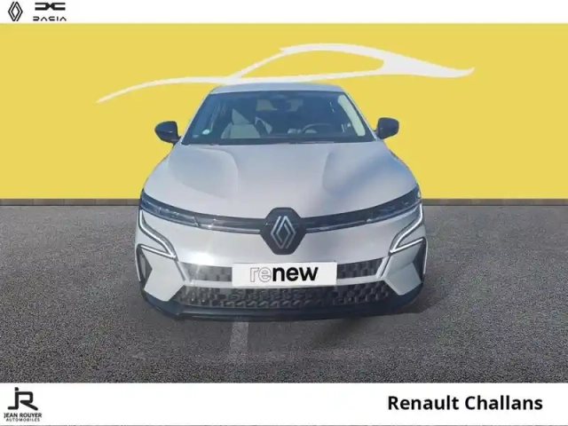 Renault Megane e-tech electric ev60 220ch equilibre super charge -b — photo 9