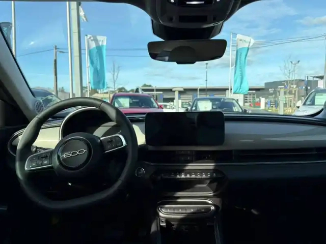 Fiat 600 e 156 ch 54 kwh — photo 10