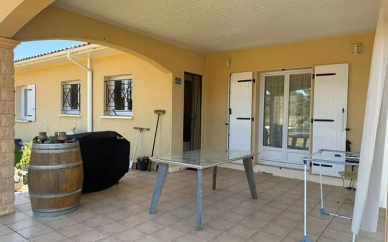 Photo 4