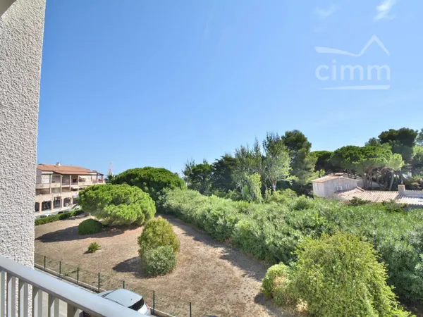 ACHAT - SAINT CYPRIEN PLAGE - SUPERBE APPARTEMENT - 2EME ETAGE - ENTIEREMENT RENOVE - PARKING SECURI