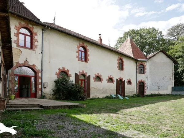 Maison 8 pièces 237 m²