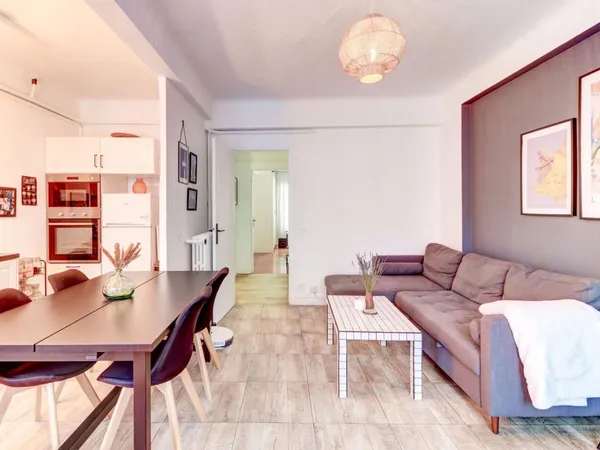 Location 2P meublé Quartier Parc Impérial + balcons
