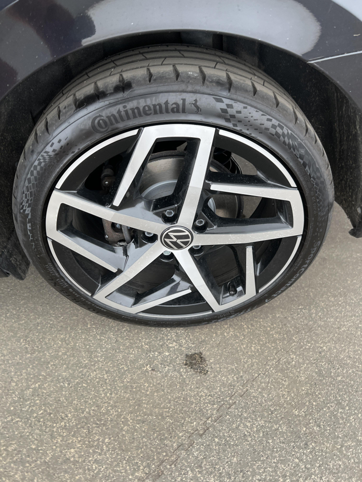 Volkswagen Golf 8 SW — photo 37