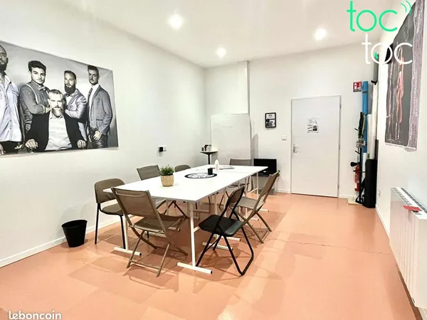 Local 212 m² DOLE