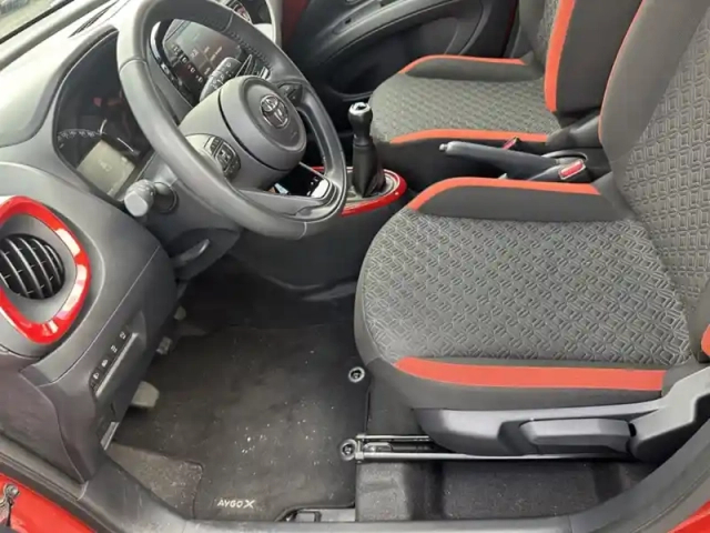 Toyota Aygo 1.0 vvt-i 72 design — photo 14