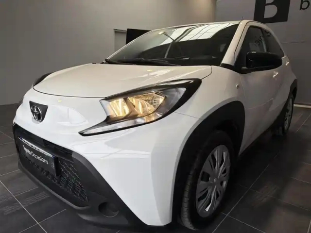 Toyota Aygo X 1.0 vvt-i 72ch dynamic my24 — photo 6