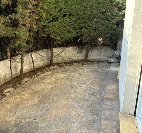 CANNES T2 traversant de 42 m² avec terrasse de 17 m² et cave