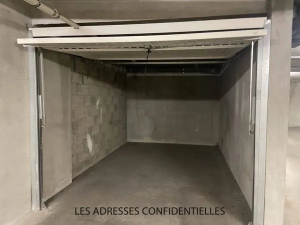 Parking 13 m²