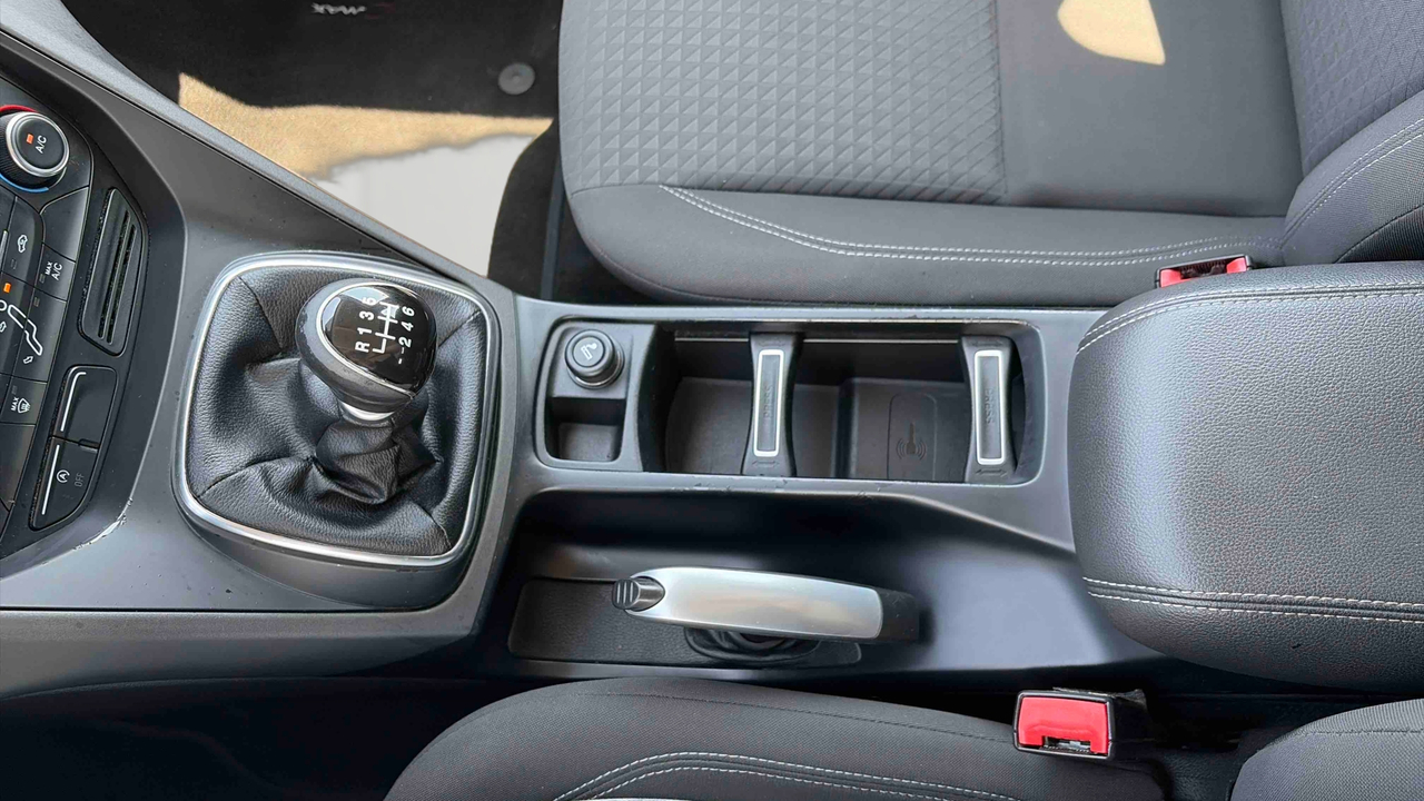Ford C-MAX 1.5 TDCi 120 S&amp;S — photo 22