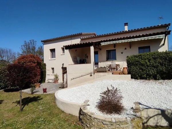Belle maison contemporaine