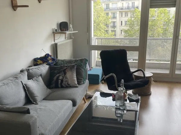 Loue chambre en colocation dans appartement