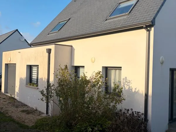 Maison individuelle 93 m², 5 pièces, 4 chambres, garage et terrain de 500 m² - Concarneau