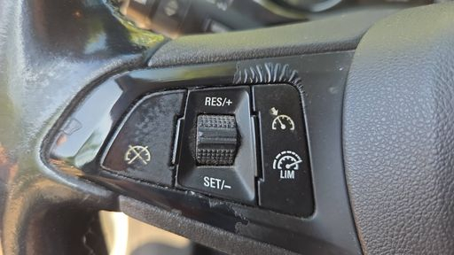 Opel Corsa 1.4 90 - Design 120 Ans – 2019 – 136739 km – Essence – Boîte Manuelle — photo 19