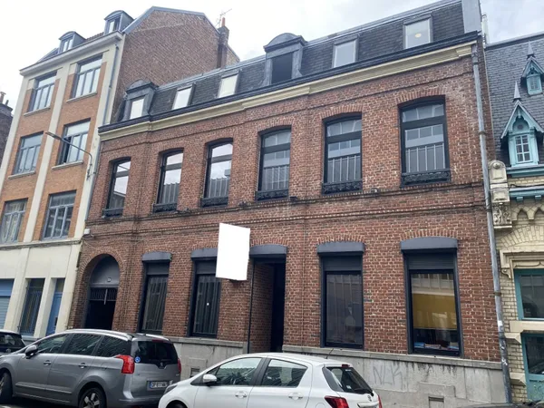 Local professionnel 788 m²