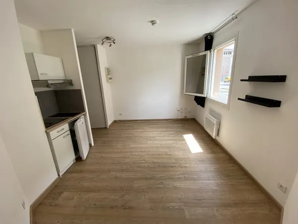 Studio avec parking dans résidence étudiante Purpan