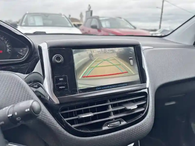 Peugeot 208 bluehdi 100ch bvm6 — photo 43