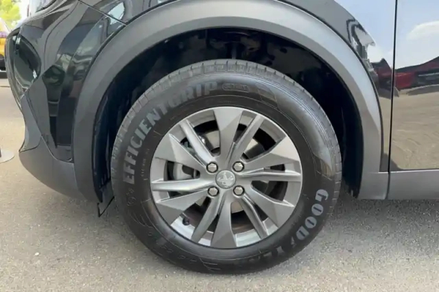 Peugeot 2008 puretech 100 s&amp;s bvm6 — photo 26