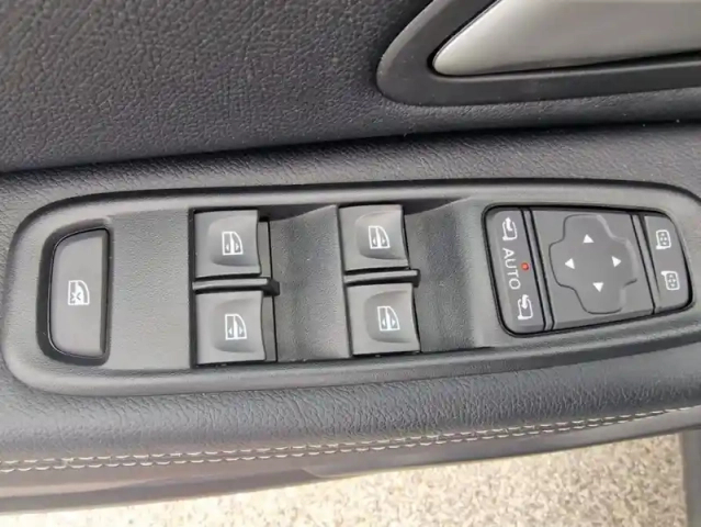 Dacia Duster ii journey tce 150 edc 4x2 — photo 26