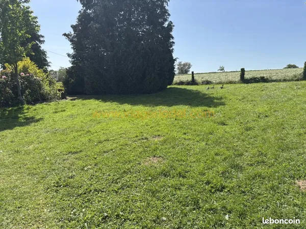 Studio en viager 3 pièces 90 m²
