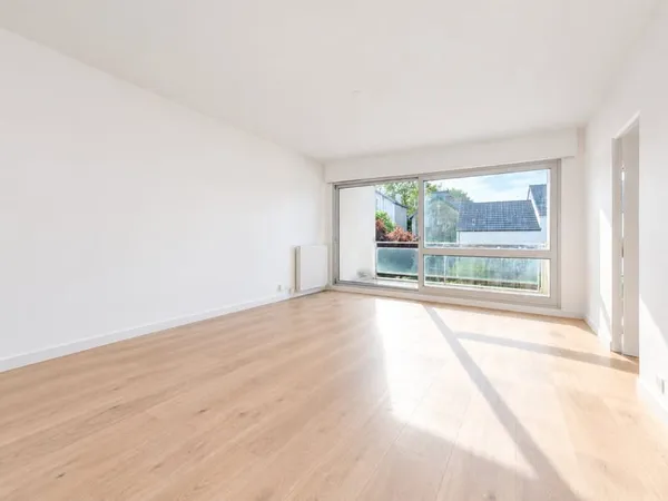 SEVRES RIVE GAUCHE - APPARTEMENT RENOVE 3 PIECES - 73m2 - 1