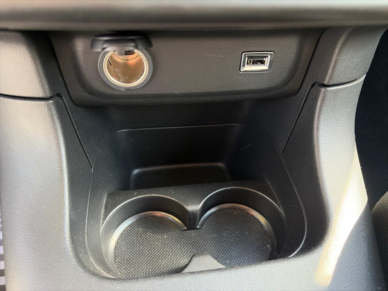 Citroën C3 1.2 puretech 83ch s&s shine — photo 23