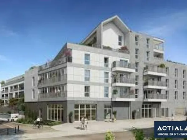 Local commercial 223 m²
