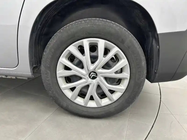 Citroën Berlingo e- taille m 136 ch 100 kwh automatique — photo 33